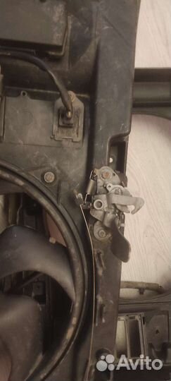 Рамка радиатора peugeot 307