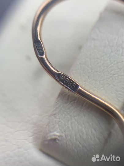 Золотые серьги