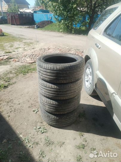 Nokian Tyres Hakka Black 225/50 R17 и 225/50 R17