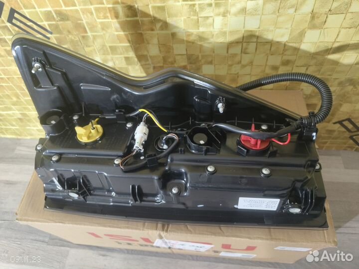 Фонарь задний левый Isuzu D-MAX 2020+ RG01