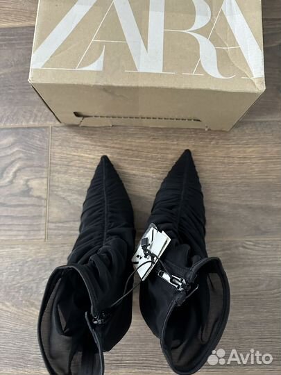 Ботильоны чулки 38 zara новые