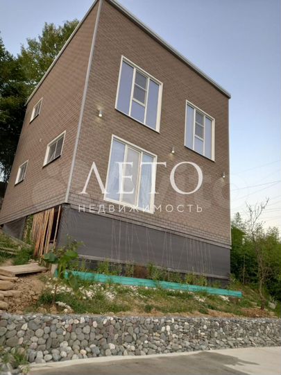 Дом 100 м² на участке 4,5 сот.