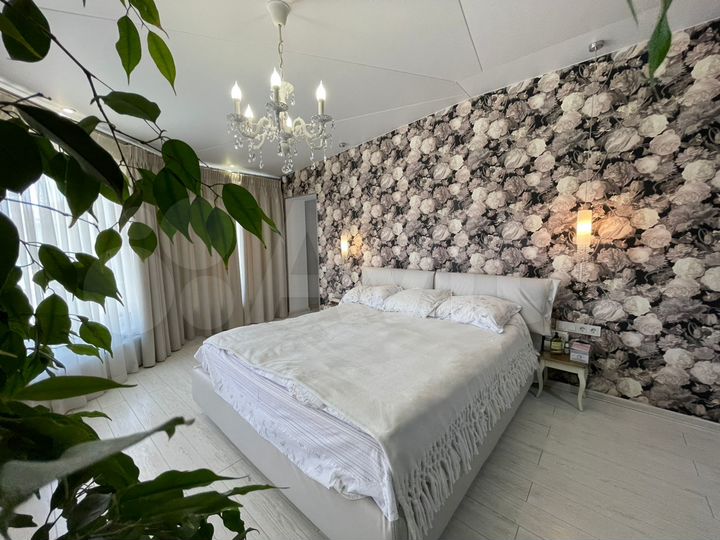 Дом 207 м² на участке 3 сот.