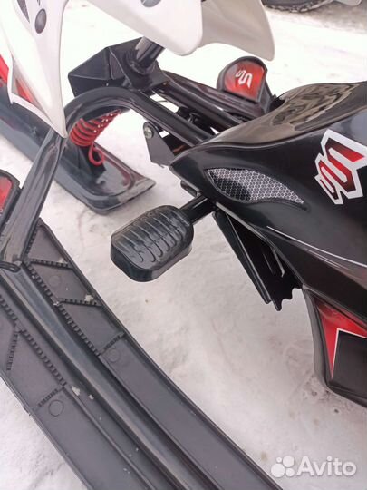 Снегокат snowstromer. 4-8лет