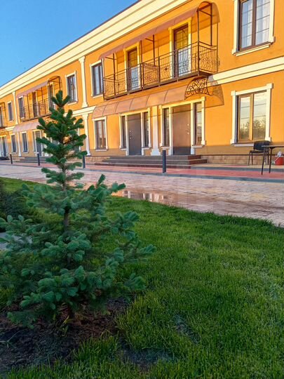 4-к. квартира, 98 м², 2/2 эт.
