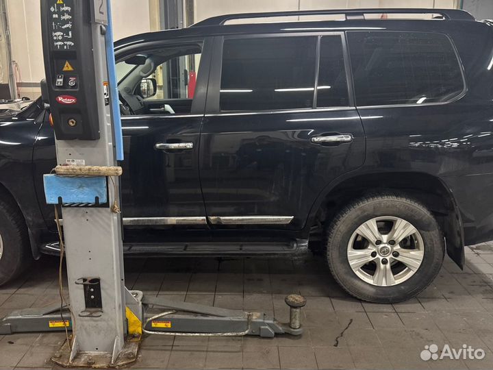 Toyota Land Cruiser 4.5 AT, 2016, 186 612 км