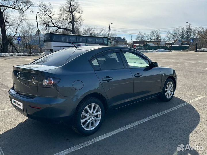 Mazda 3 1.6 МТ, 2008, 318 000 км