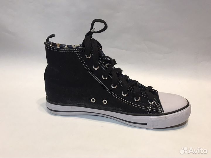 Кроссовки мужские 42 размер