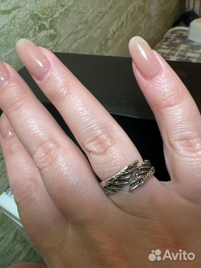 Кольцо Перышки