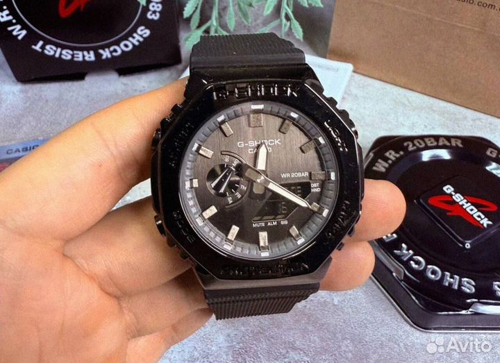 Часы Casio G-Shock GM-2100