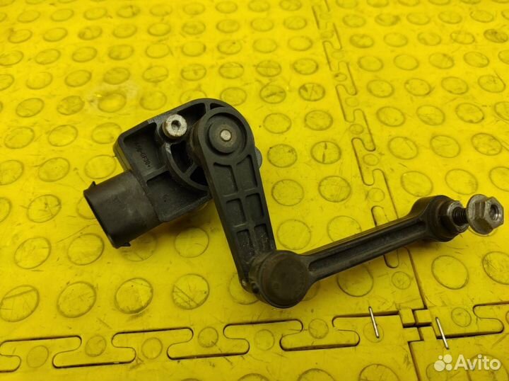 Датчик дорожного просвета задний правый Porsche