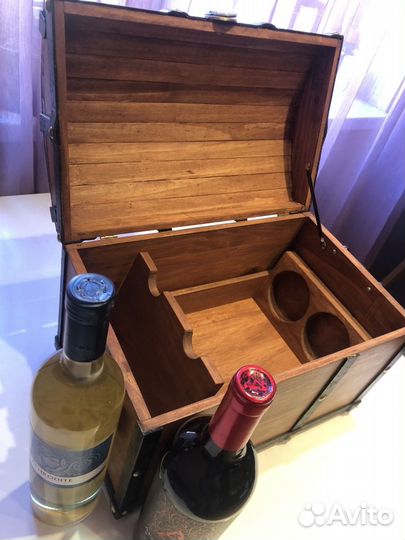 Подарочный сундук для хранения вина