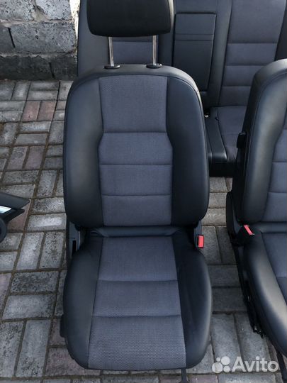 Салон Mercedes W 204