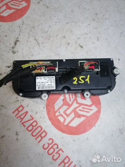 Блок управления климат-контролем Volkswagen Golf 6