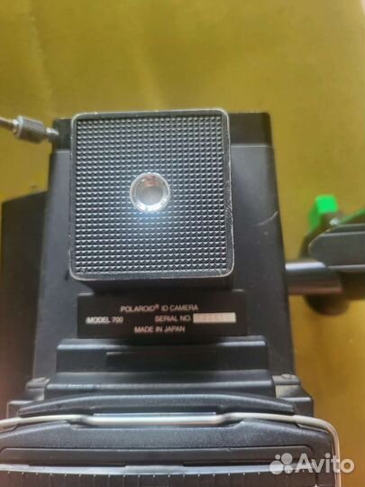 Polaroid 700id