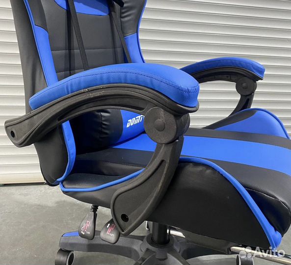 Компьютерное кресло новое