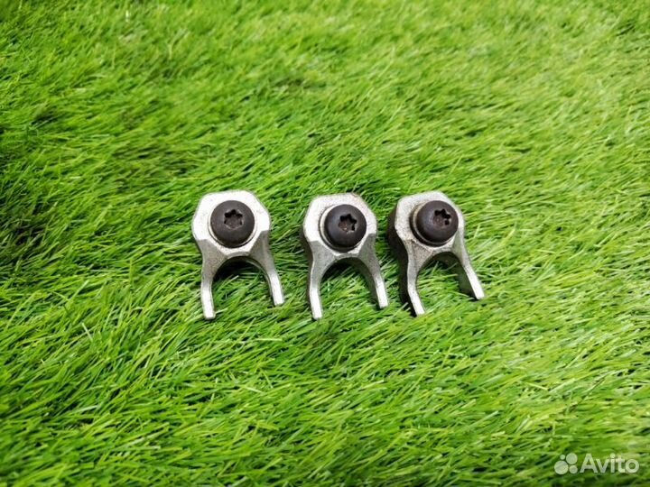 Болт форсунки Mazda Сх-7 L3K9 2008