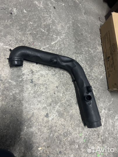 Патрубок 1K0129654AA VW Audi Skoda Seat