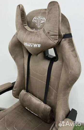 Офисное кресло (геймерское). Кресло для директора