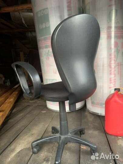 Компьютерный стул