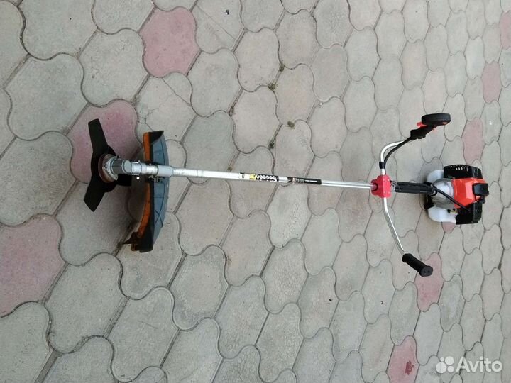 Триммер бензиновый