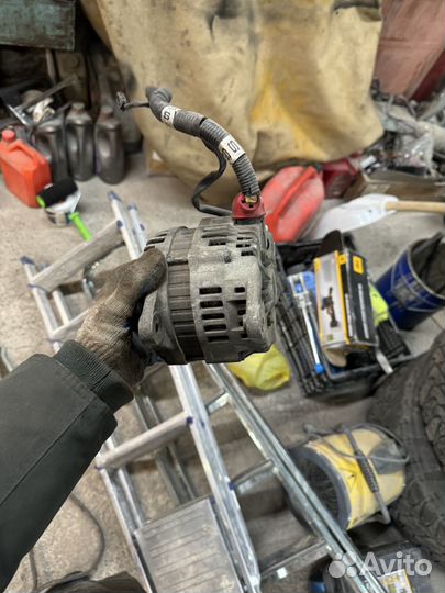 Генератор Subaru Forester SG5