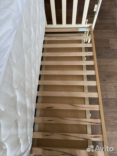 Детская кроватка Лель 120х60 с маятником