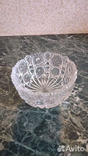 Хрустальная ваза