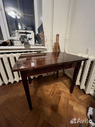 Стол советский дерево лакированный