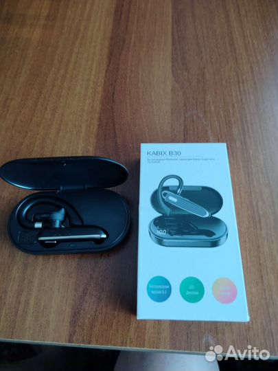 Беспроводные наушники накладные