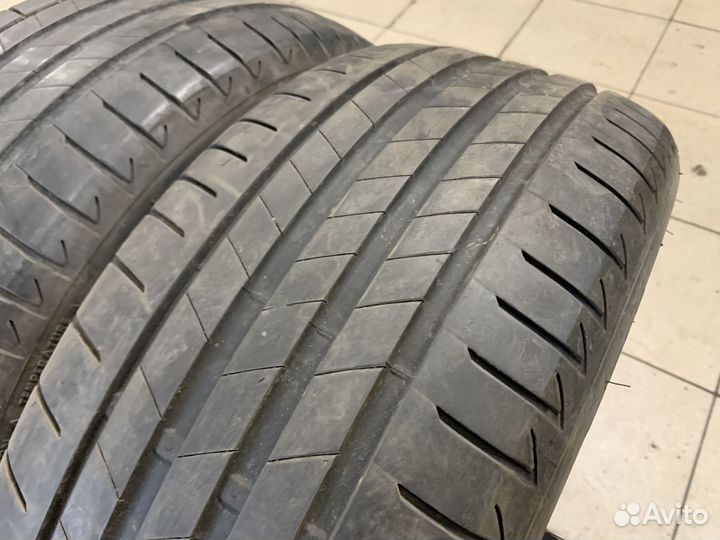 Bridgestone Turanza T005 225/45 R18
