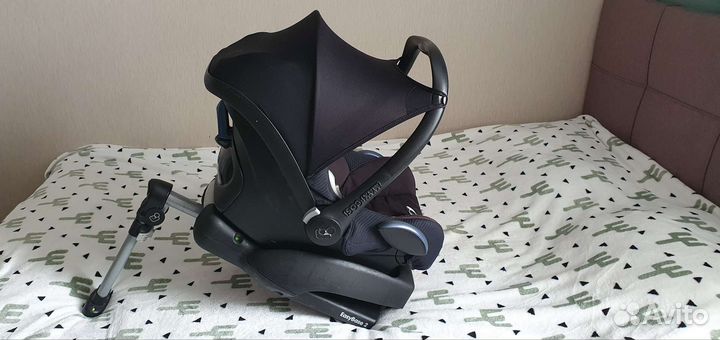 Автолюлька maxi cosi cabriofix с базой