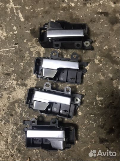 Внутренние дверные ручки Ford Focus 2