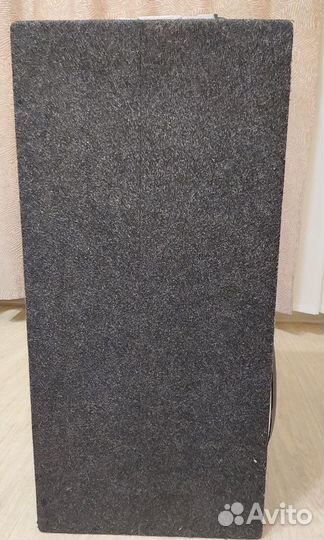 Автомобильный сабвуфер