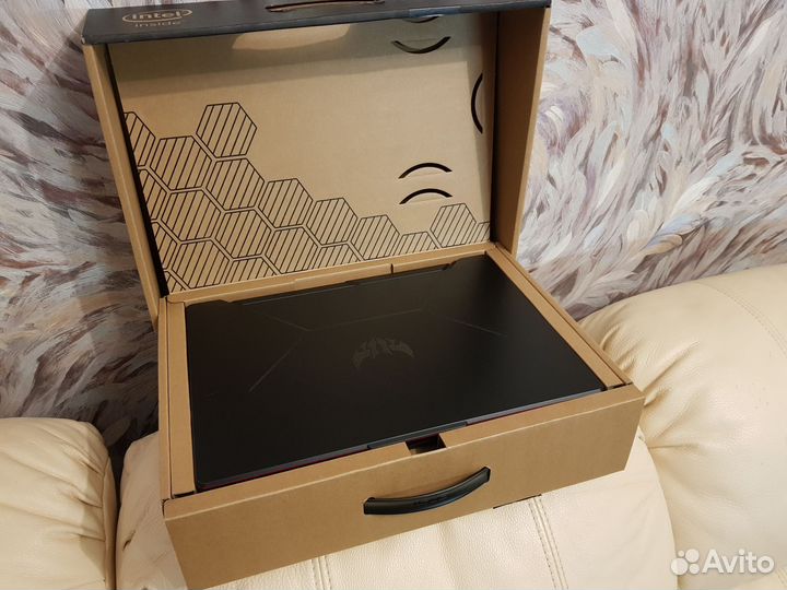 Asus Core i5-10300 /24озу /GTX1650 /1000Gb SSD