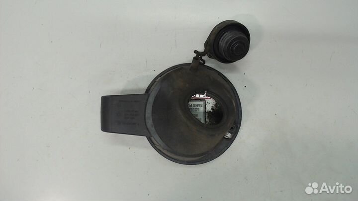 Лючок бензобака Mitsubishi Colt, 2005