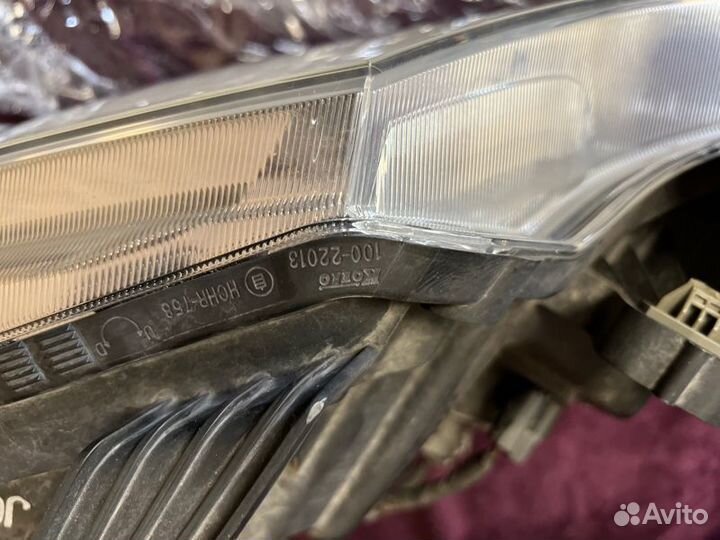 Фара передняя левая Honda Stepwgn RK1