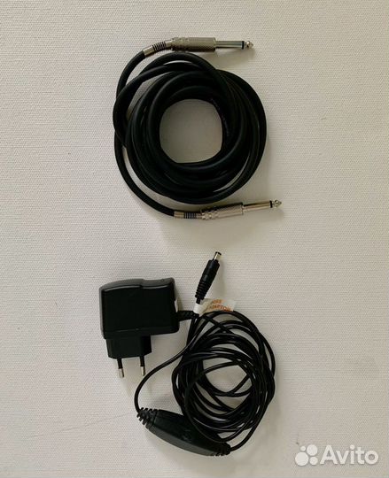 Комбик Roland Micro Cube