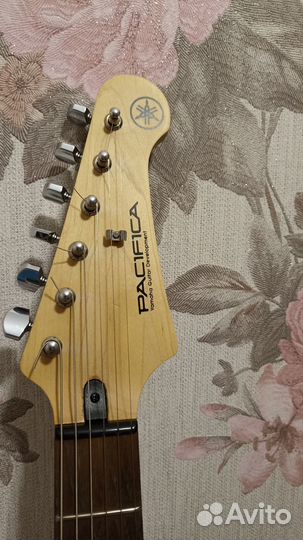 Электрогитара Yamaha pacifica 012