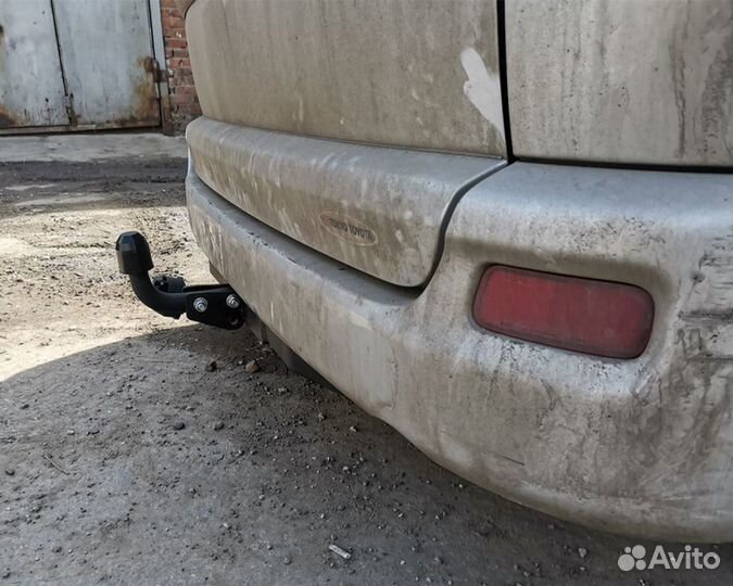 Фаркоп на Toyota Hiace Regius, Touring Hiace 99-02