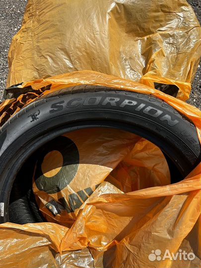 Pirelli Scorpion Verde 255/45 R20