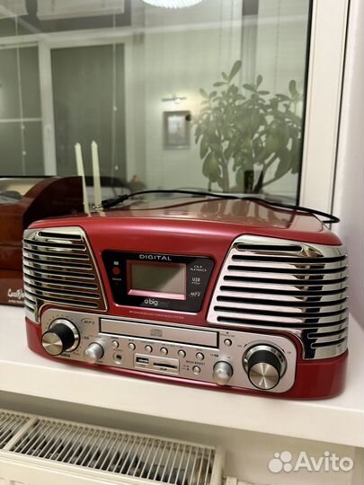 Проигрыватель BigBen TD79 Red