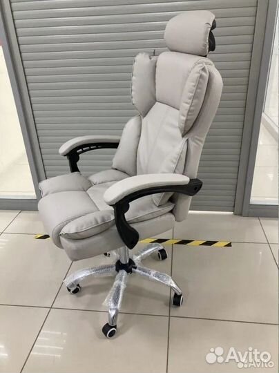 Офисное кресло (геймерское). Кресло для директора