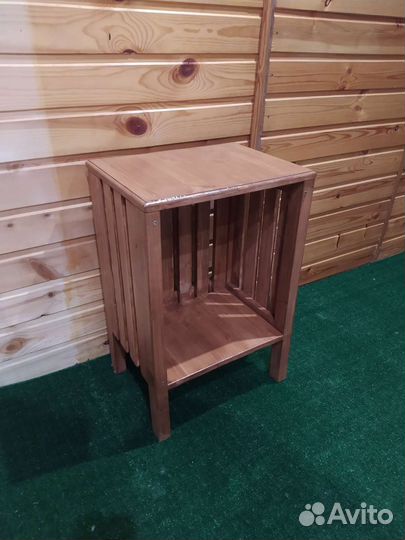 Тумбочка деревянная