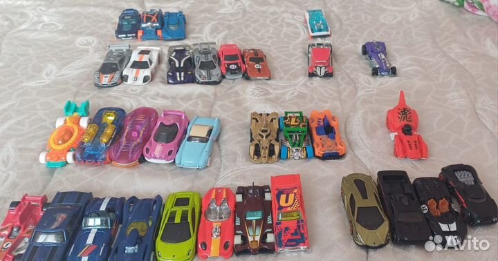Hot wheels машинки