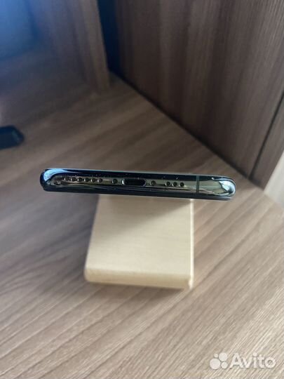Телефон iPhone 11 pro 64gb