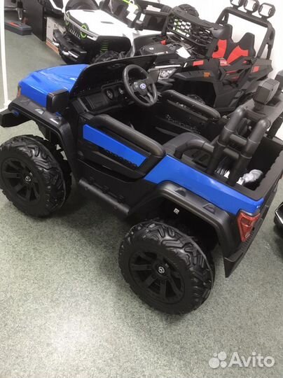 Детский электромобиль