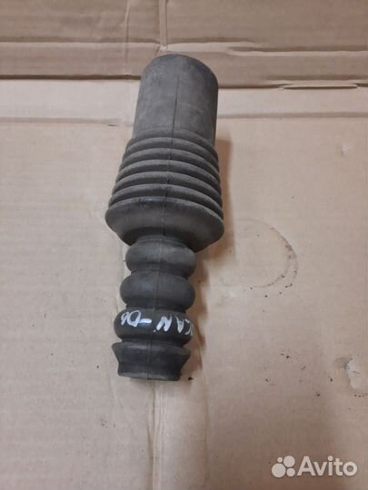 Кожух передней стойки Renault Logan 1