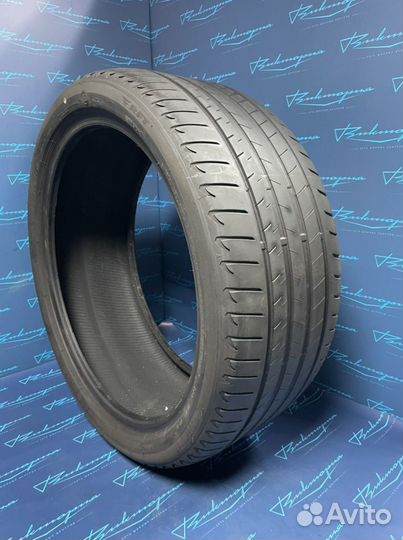 Bridgestone Alenza 001 275/35 R21 103Y