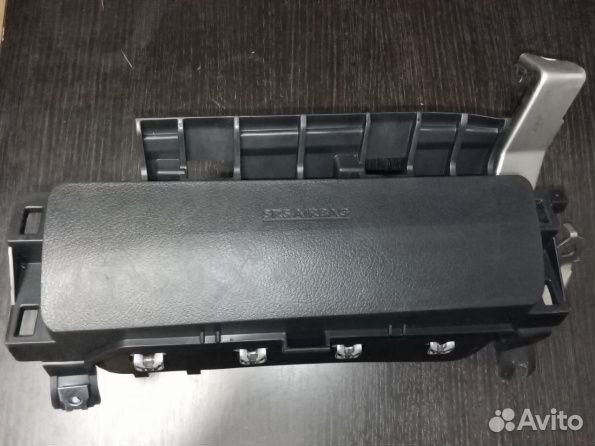 Подушка в колено Лексус нх 200 300